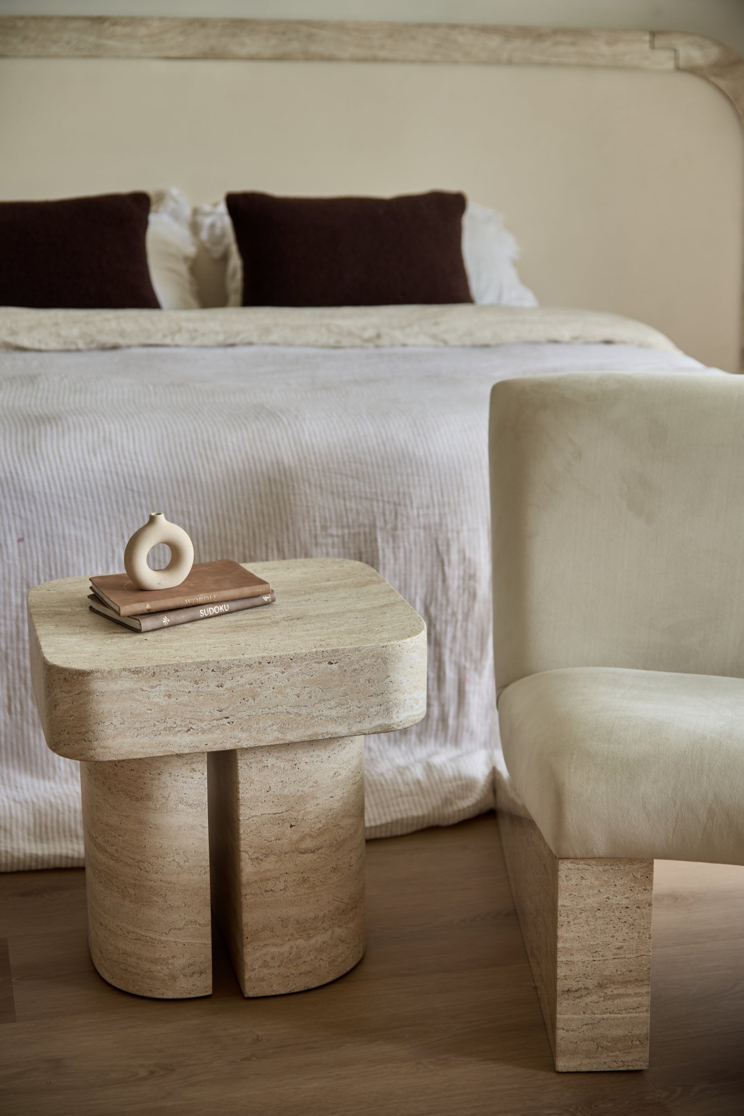 Travèlla Side Table