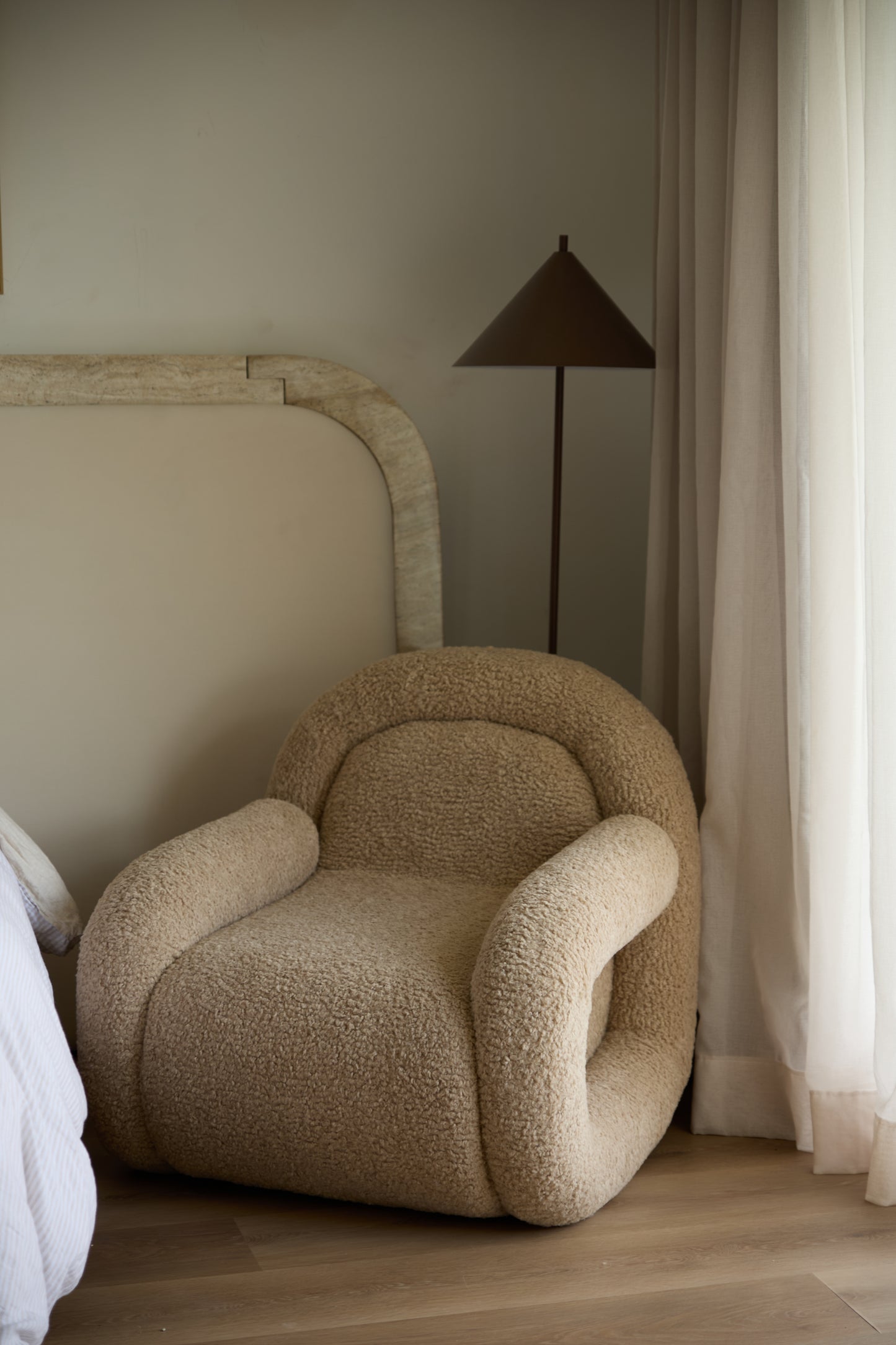 Ayrèd Occasional Chair