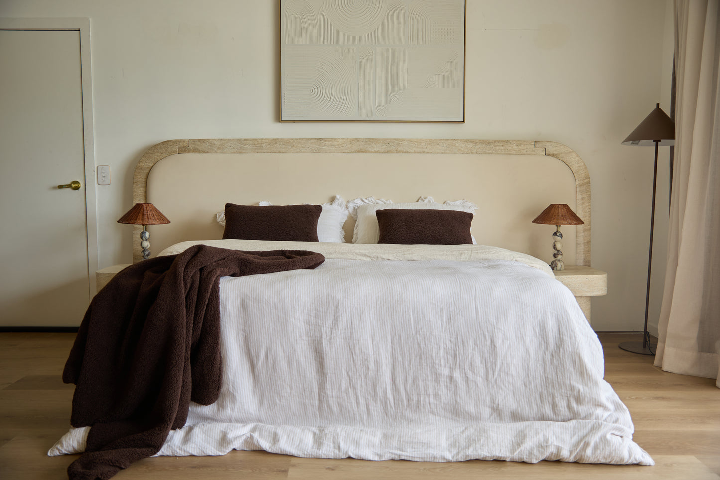 Velvetinè Bed Head and Base